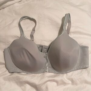Vanity Fair 42C Lightly Lined Pale Blue No Wire Bra-Used